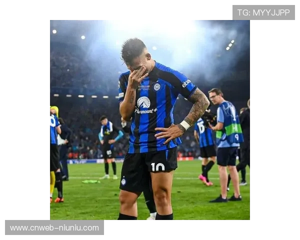 邓弗里斯传射闪耀全场劳塔罗造点助攻国米多点开花大胜对手 邓弗里斯传射闪耀全场劳塔罗造点助攻国米多点开花大胜对手