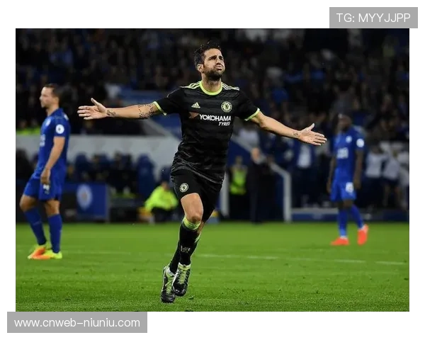 法布雷加斯编写青少年足球教材助力未来球星培养获广泛赞誉 法布雷加斯编写青少年足球教材助力未来球星培养获广泛赞誉